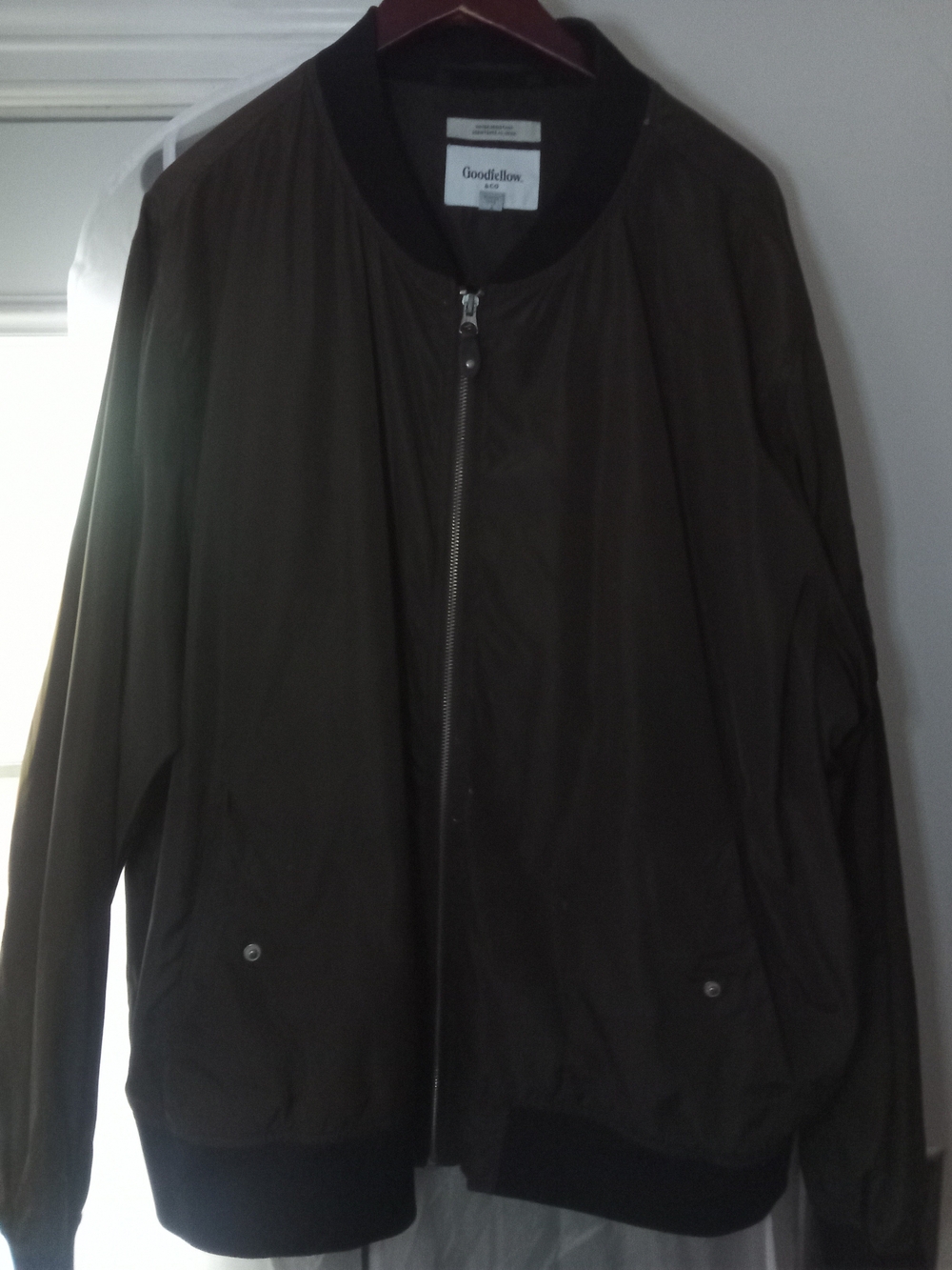 Goodfellow & Co Men’s Olive Bomber Jacket